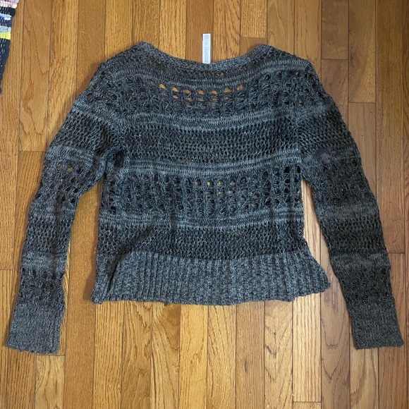 Aeropostale cropped Gray Sweater - Picture 2 of 3